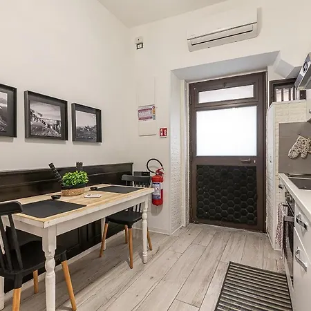 Luna Maison