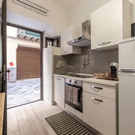 Luna Maison Палермо