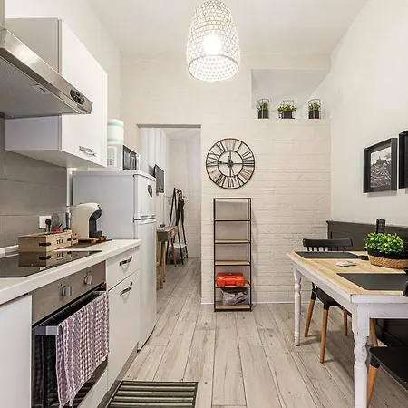 Апартаменты Luna Maison *